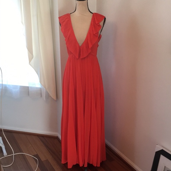 Zara Dresses & Skirts - Gorgeous Zara maxi dress